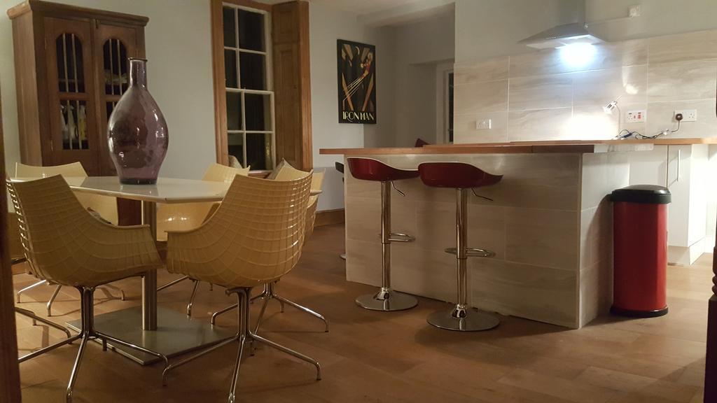 Grigshot Apartment Stroud  Dış mekan fotoğraf