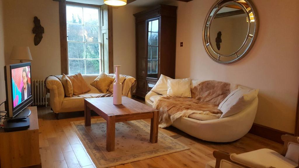 Grigshot Apartment Stroud  Dış mekan fotoğraf