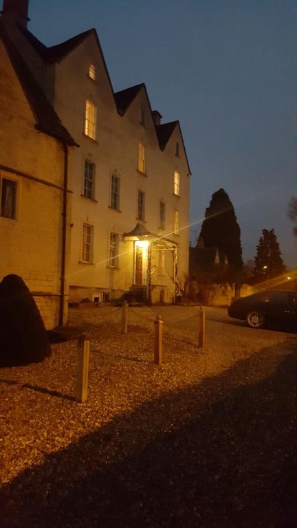 Grigshot Apartment Stroud  Dış mekan fotoğraf